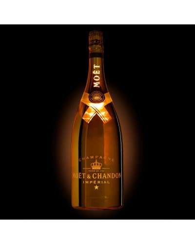 Moët & Chandon Bright Night 1,5 L avec lumière 1,5 L avec lumière